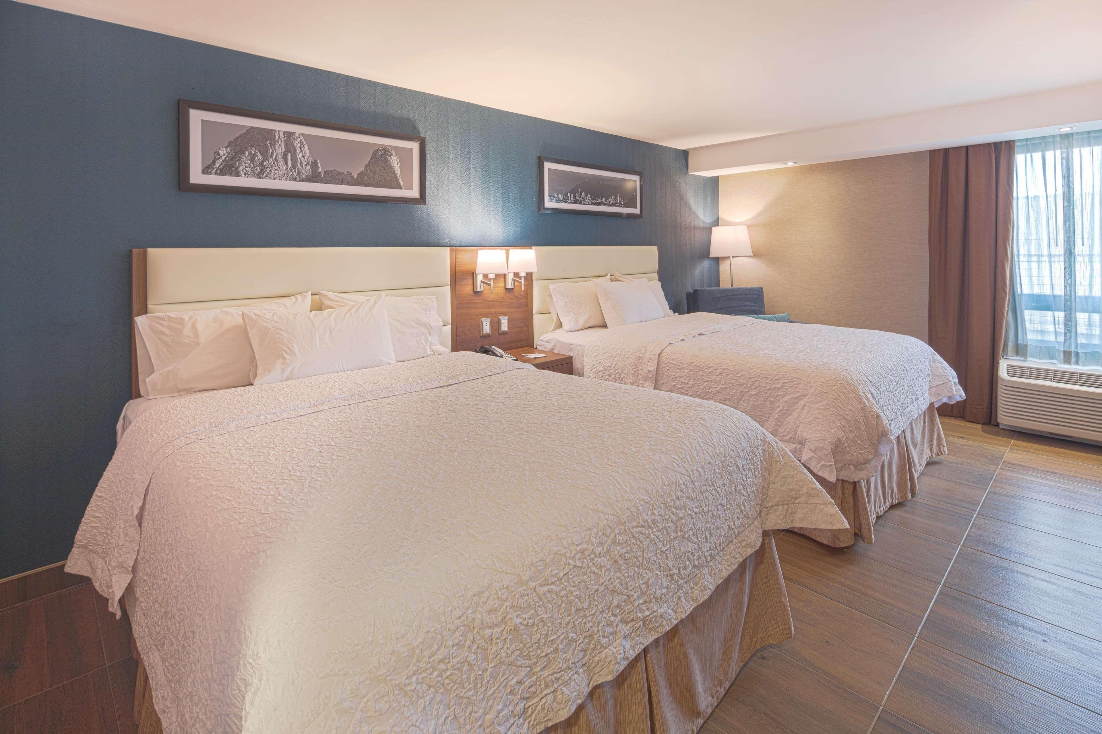 Hampton By Hilton Monterrey Galerias Obispado Extérieur photo