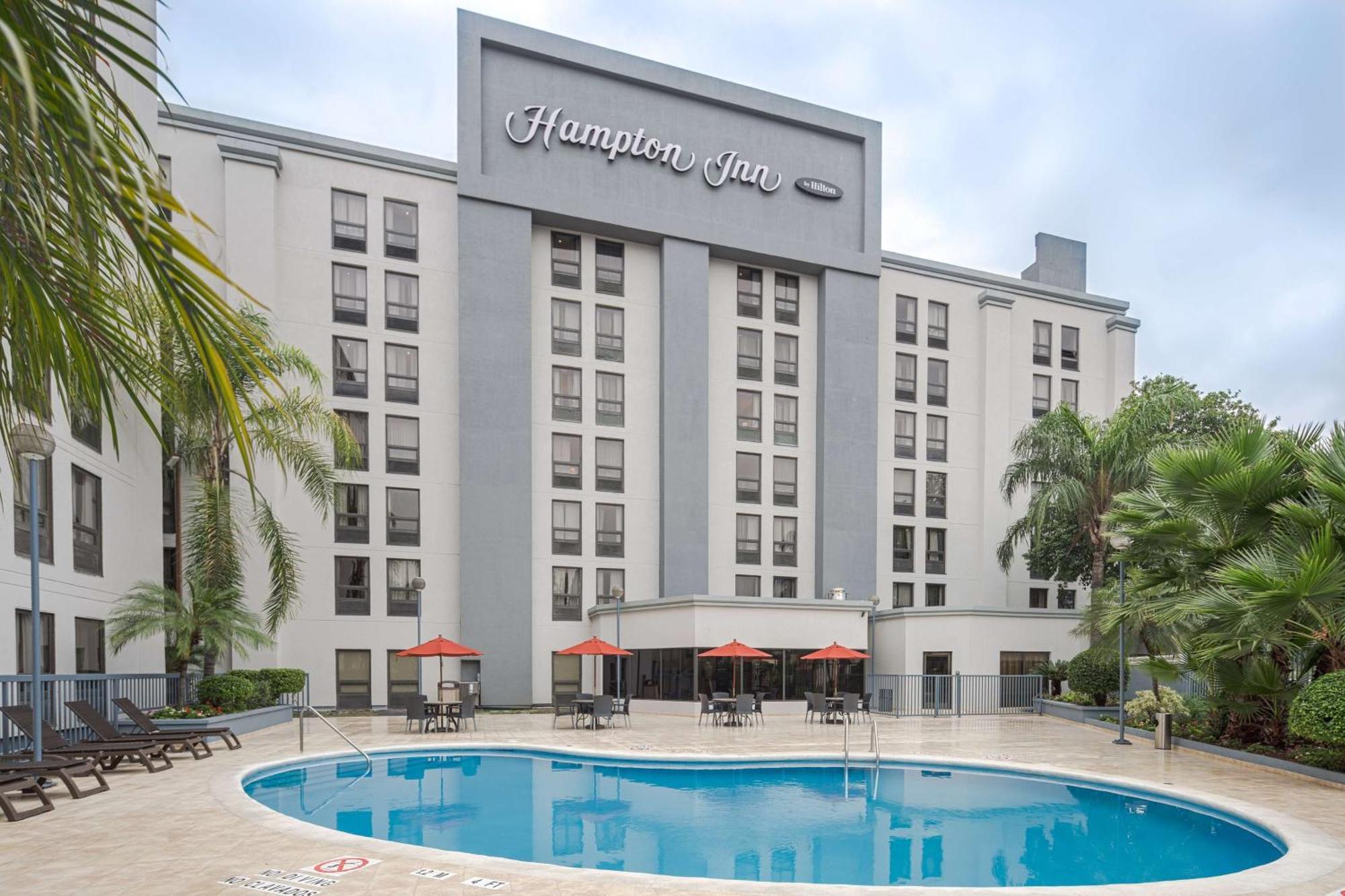 Hampton By Hilton Monterrey Galerias Obispado Extérieur photo