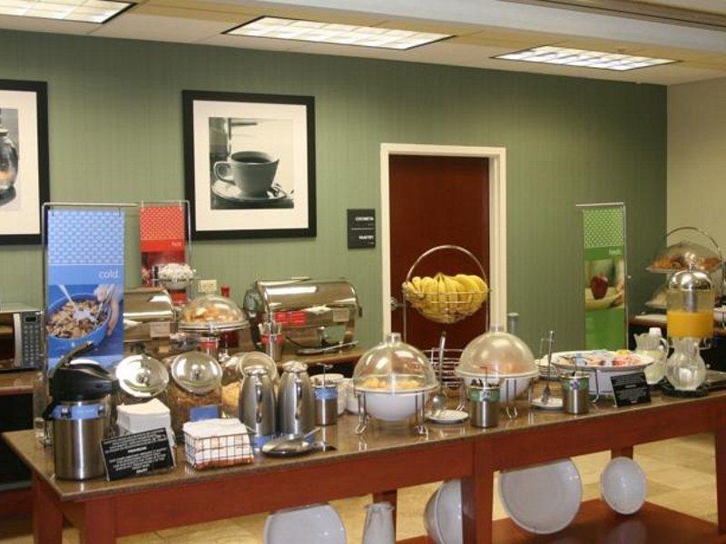 Hampton By Hilton Monterrey Galerias Obispado Extérieur photo