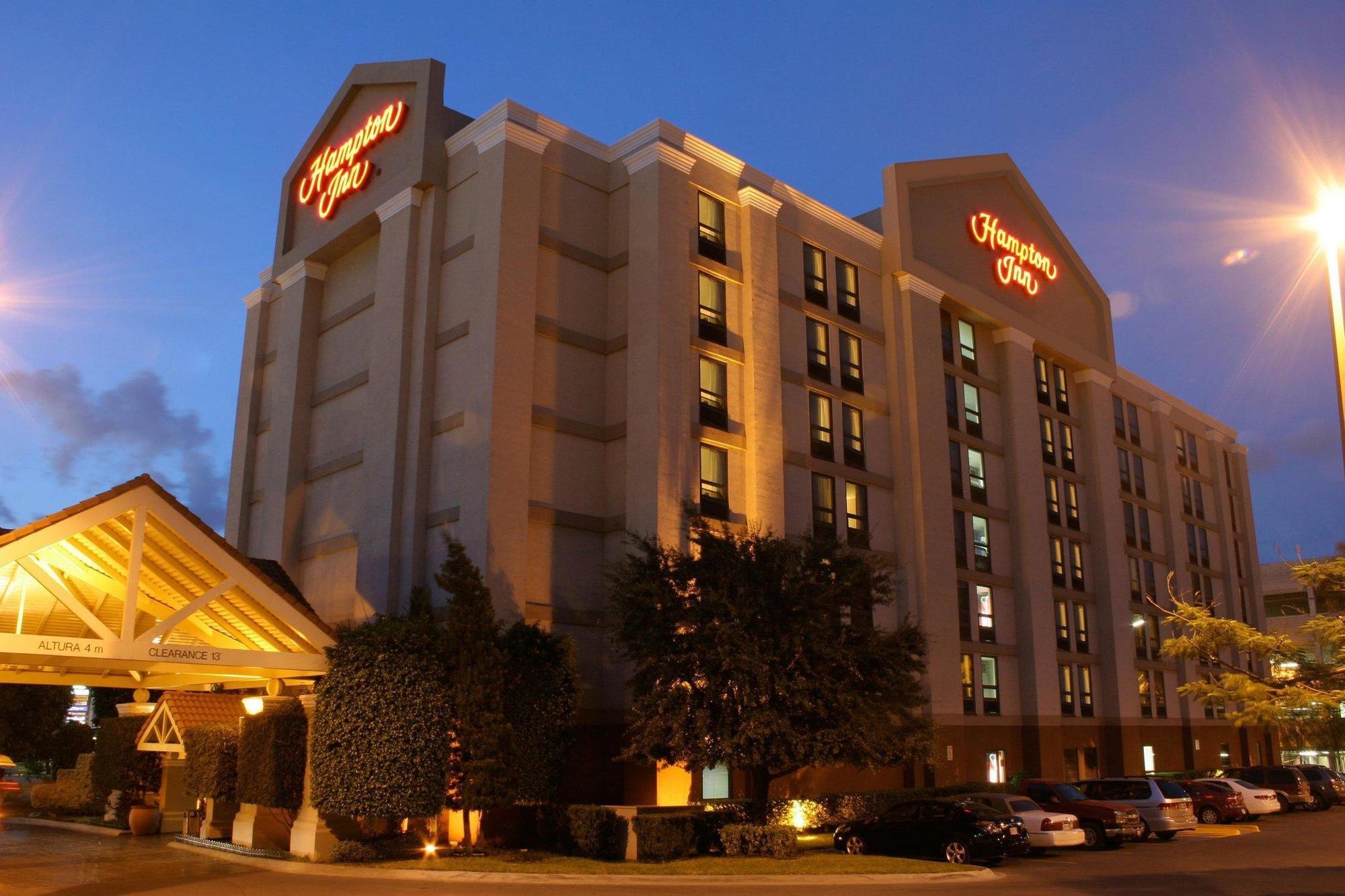 Hampton By Hilton Monterrey Galerias Obispado Extérieur photo