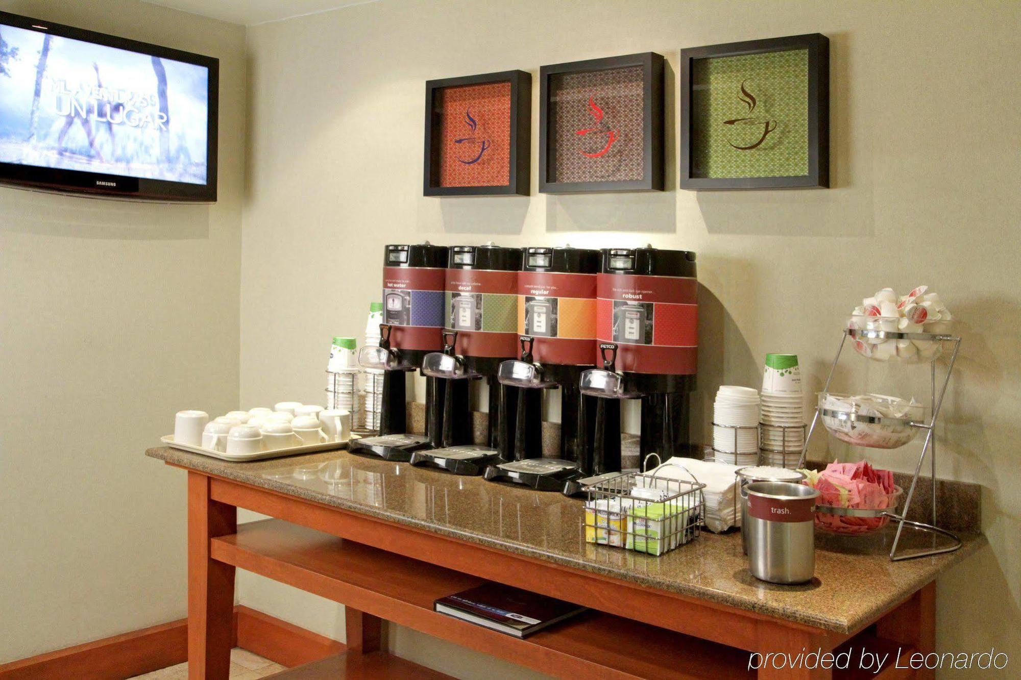 Hampton By Hilton Monterrey Galerias Obispado Extérieur photo