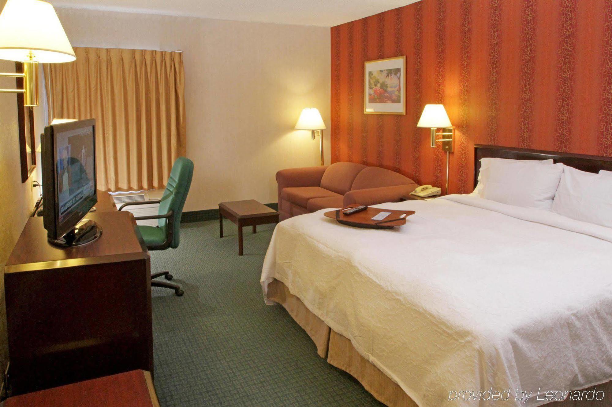 Hampton By Hilton Monterrey Galerias Obispado Extérieur photo