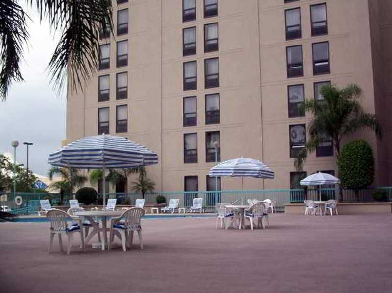 Hampton By Hilton Monterrey Galerias Obispado Extérieur photo